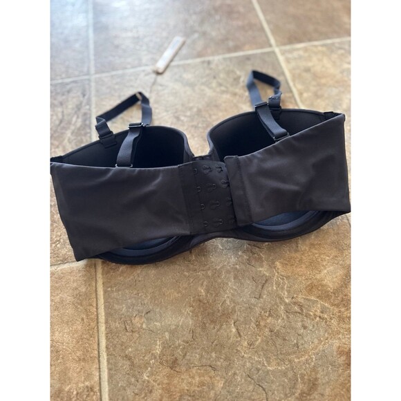 Skims Fits Everybody Strapless Bra Onyx Size 38DD - Picture 5 of 6